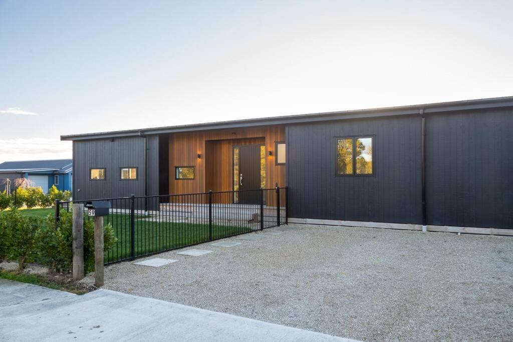 Luxe On Burgundy Holiday home Martinborough